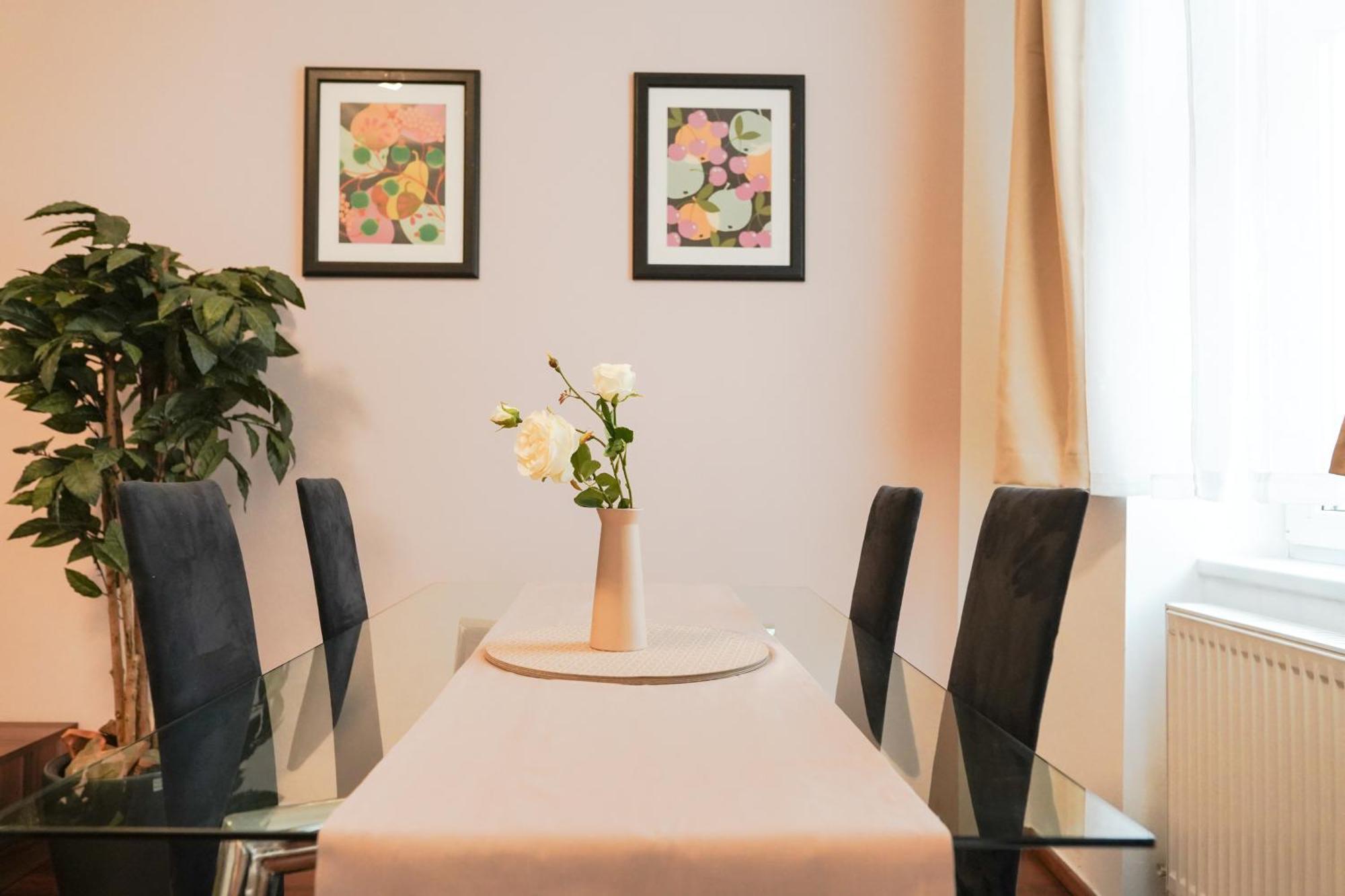 Margarete Family Stay Wien Exteriör bild